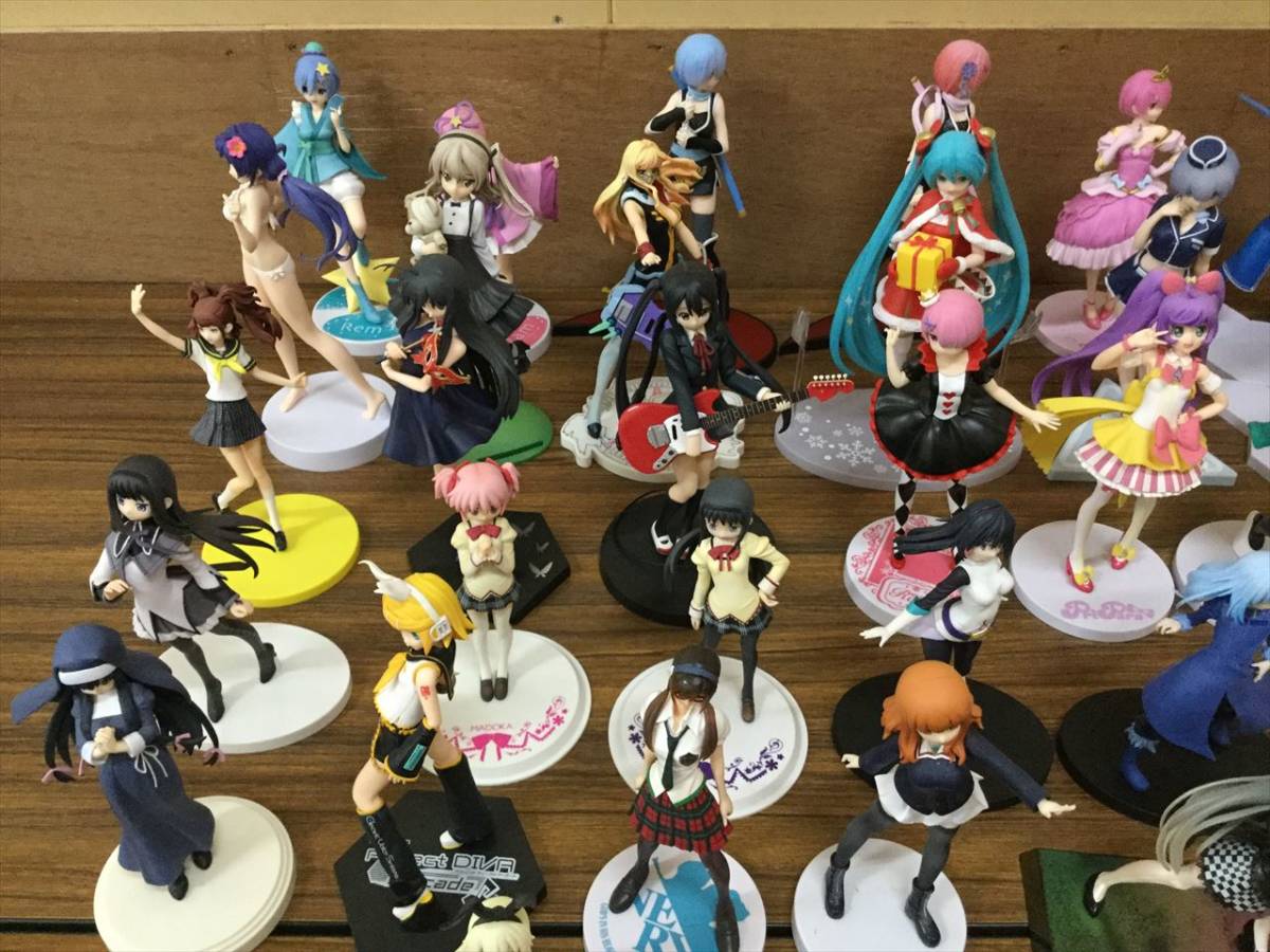 27)) ◇1円～ 美少女フィギュア等 セット まとめ 大量(フィギュアのみ 