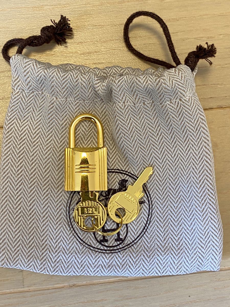HERMES エルメス カデナ&鍵2本セット ゴールド エルメス カデナ