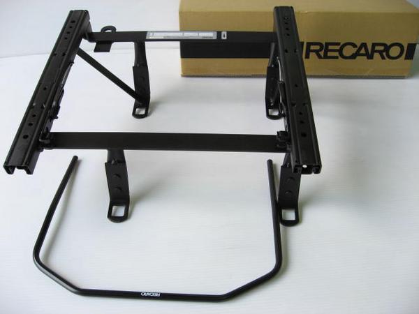 ★ＲＥＣＡＲＯ 純正 シートレール★アルファロメオ １５６