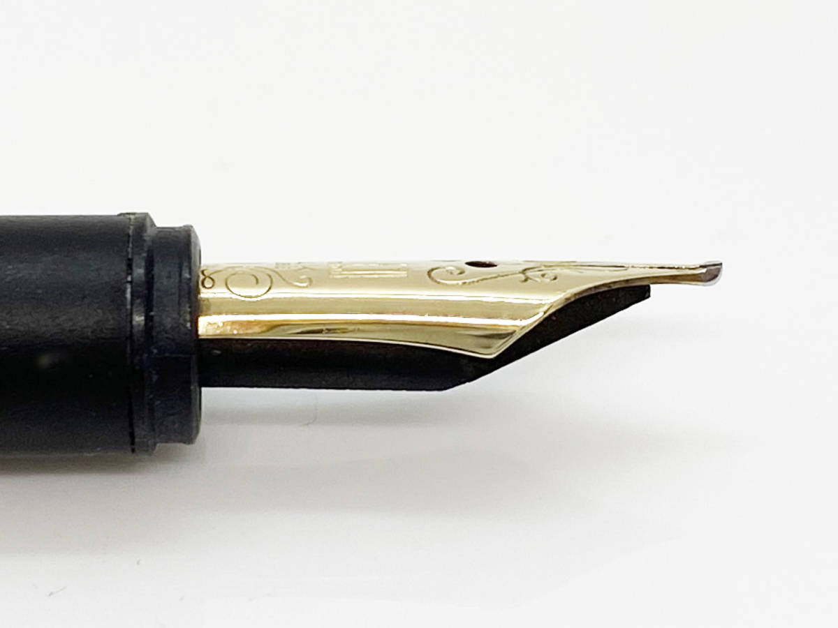 得価，SALE 売り切り！☆ダンヒル Dunhill ペン先14K / 585 万年筆☆極美品