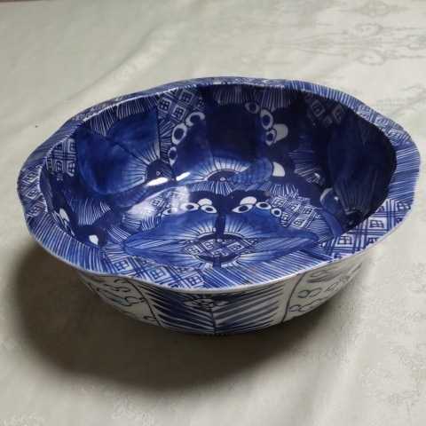 新作登場，低価 古伊万里 染付 ベロ藍 花と蝶の図 花