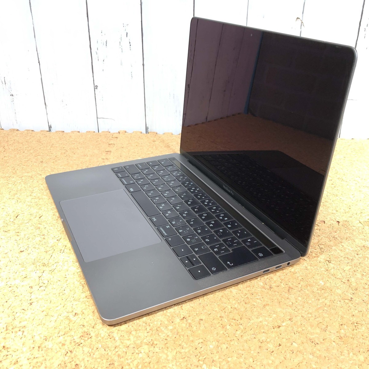 Apple MacBook Pro 13inch 2017 Four Thunderbolt 3ports A1706 Core i5 3.1GHz/16GB/512GB(SSD) 〔A0502〕