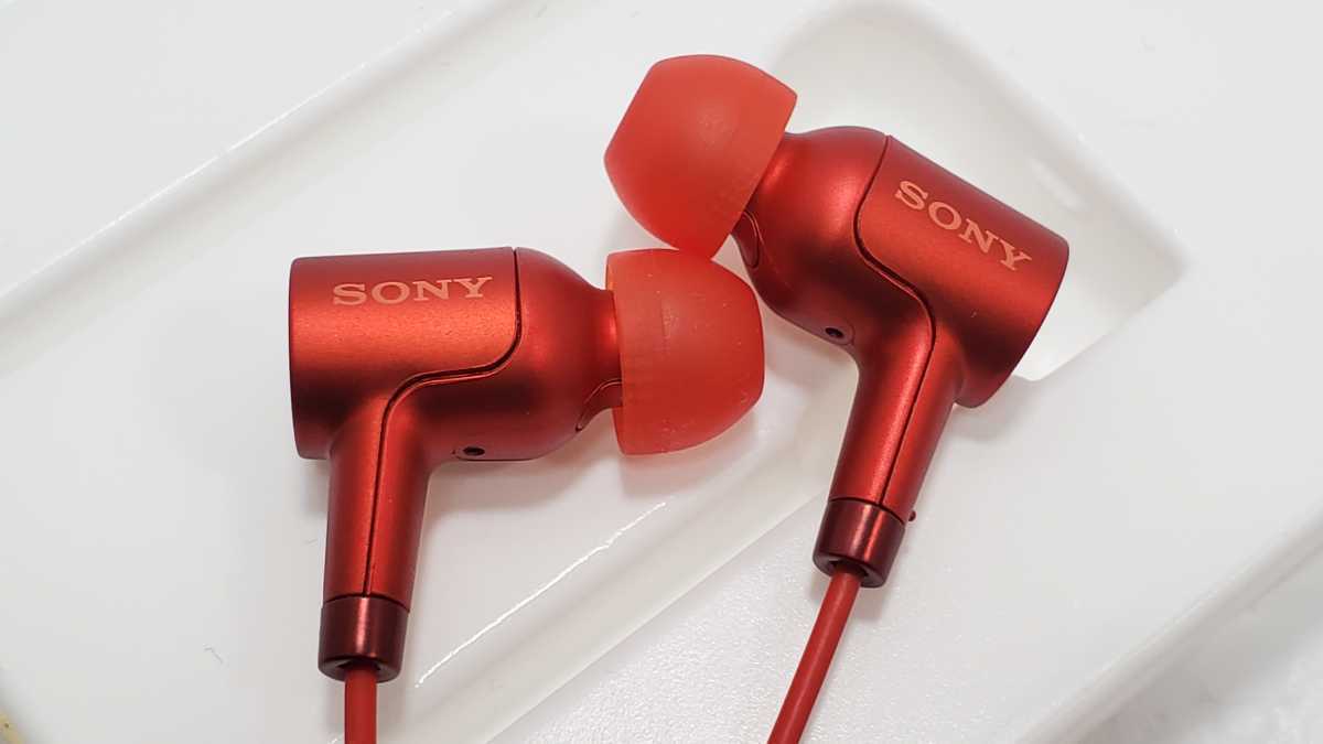 SONY MDR-NW750N ノイズキャンセリング イヤホン シナバーレッド SONY MDR-NW750N ノイズキャンセリング イヤホン シナバーレッド