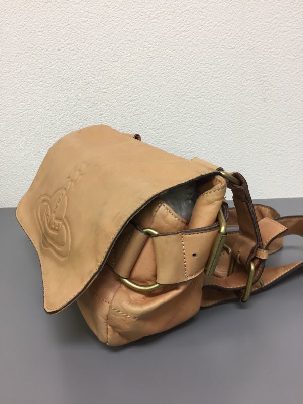Vivienne Westwood ヴィヴィアンウエストウッド | ネックレス ヴィヴィアン ヴィヴィアン・ウエストウッド レディース PETITE オーブ &frasl; ザ パンクの女王”Vivienne JAPAN RAKE 喜ばれるギフト
