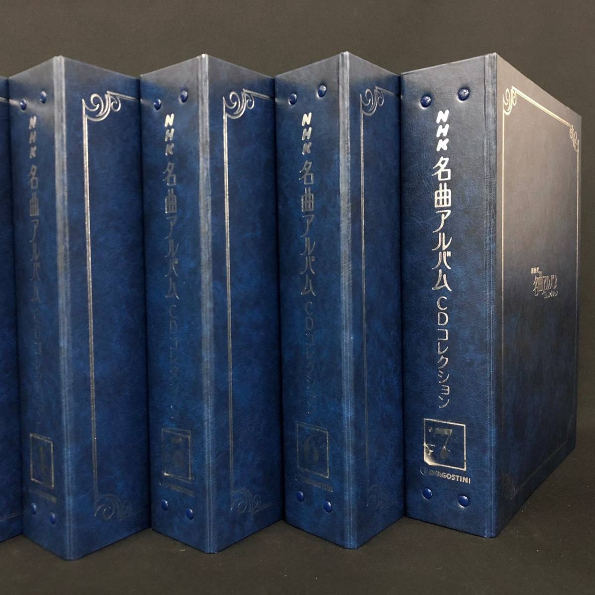 NHK 名曲アルバム CDコレクション全70巻〜デアゴスティーニ NHKalbum02.jpg