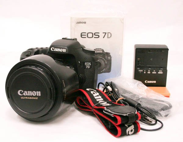 Canon EOS7D EF-S15-135 IS レンズセットデジタル一眼レフカメラ Canon