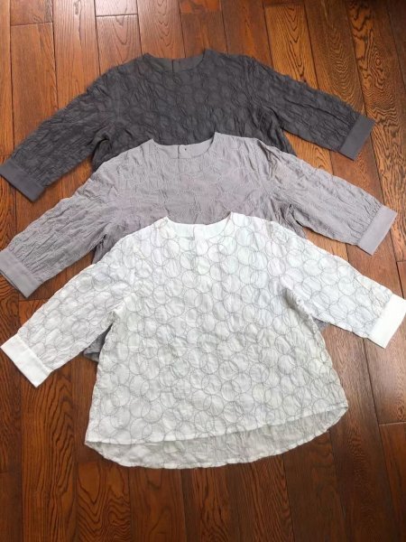 d新作 上着 ミナペルホネンではありませんトップス ホワイトチュニック フリーサイズ 綿100％通気性肌触り抜群 ナチュラル ゆったりとした mina ストレッチ チュニック トップス choucho ペルホネンのワンピース・チュニック通販｜ELLE