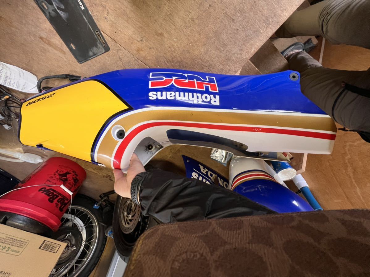 オンライン大阪 HONDA NSR250 mc28 テールカウル 純正 【公式通販】