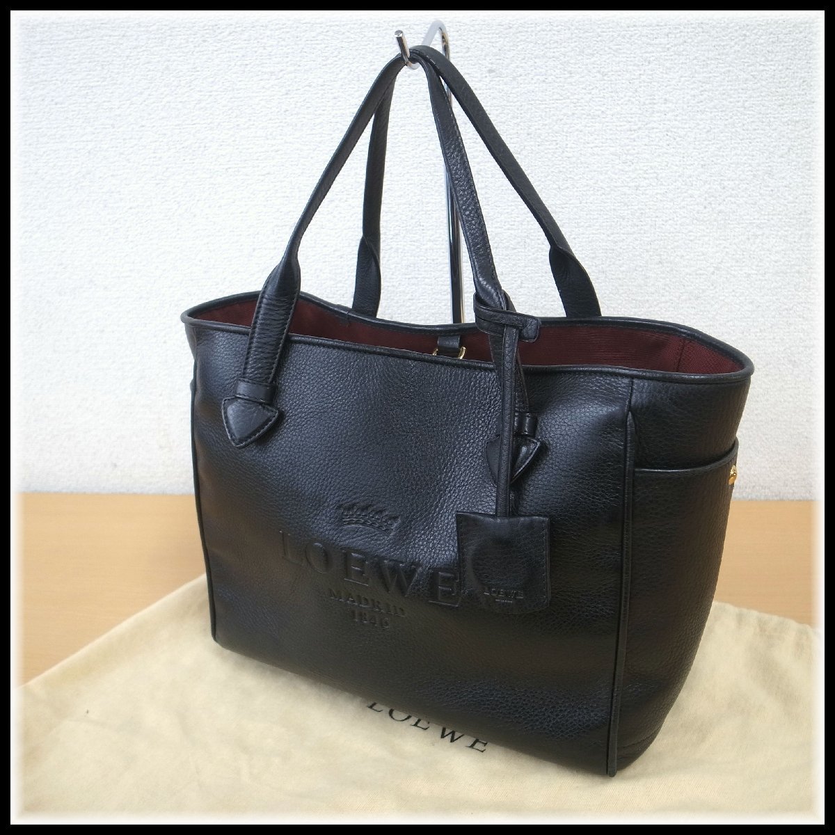 5052T 【本物保証】 LOEWE ロエベ HERITAGE ヘリテージ ロゴ型押し