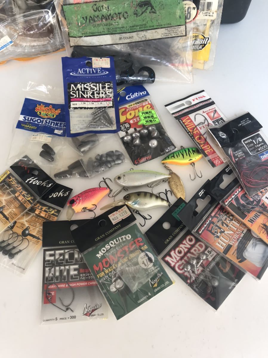 バス釣り引退セット☆バーサス3070☆ワーム&プラグルアーセット