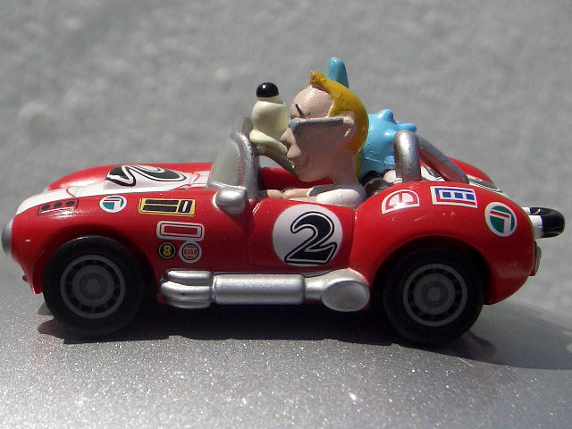 所ジョージ　フィギュア付属プルバックカー　キーホルダー　所さん　世田谷ベース 2001S 所ジョージ 世田谷ベース シェルビー コブラ 愛犬ロットワイラー