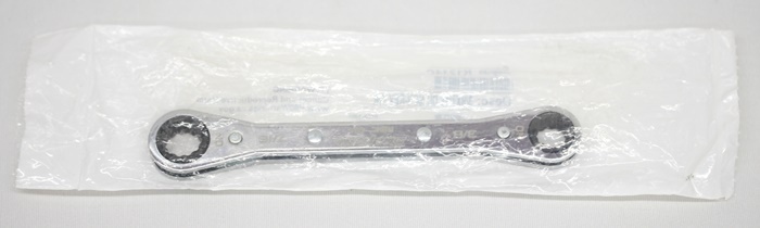  スナップオン Snap-on R1214C 0&deg;オフセット スタンダード レンチ 12角 3/8-7/16インチ 品 0(めがねレンチ)｜売買されたオークション情報、yahooの商品情報をアーカイブ公開 - オークファン めがねレンチ