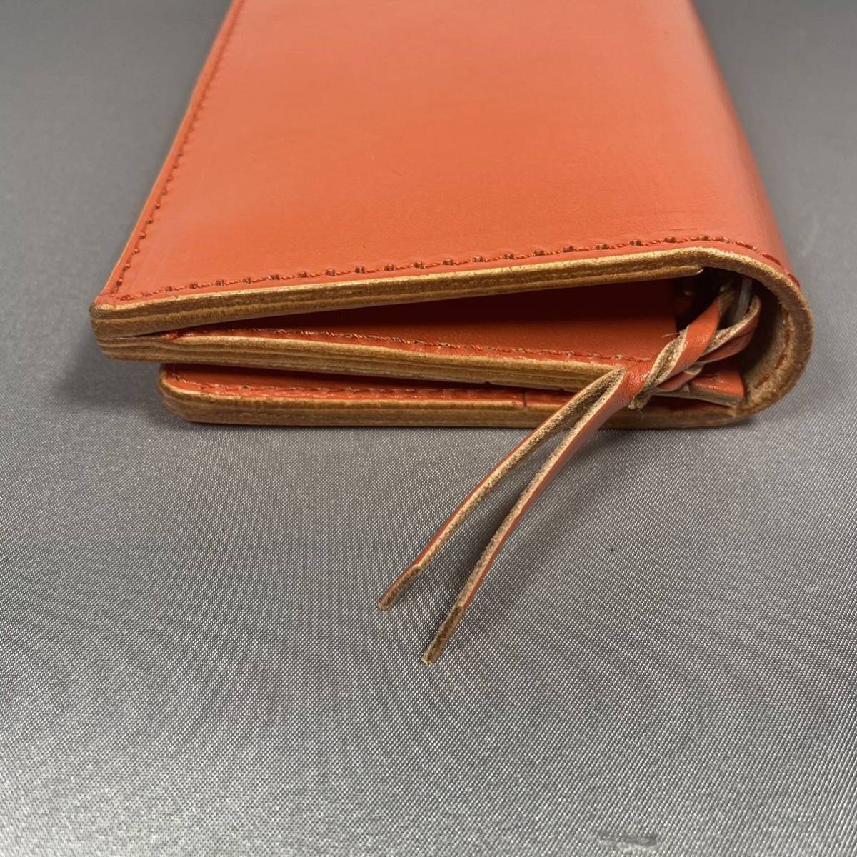 革蛸謹製 財布 レザー 長財布　オレンジ 即決 美品 革蛸 二つ折り財布 長財布 ロングウォレット レザー