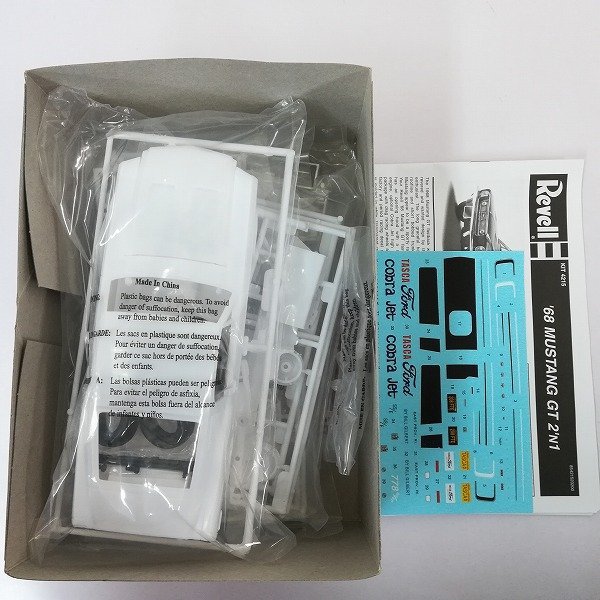 mG179b [未組立] 1/25 レベル'68 マスタング GT 2'n1 1/24 '78ポンティアック ファイアーバード3'n1 | プラモデル Q