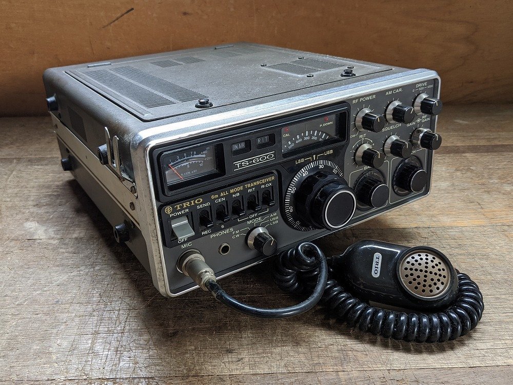 TRIO TS-600 6m ALL MODE TRANSCEIVER
