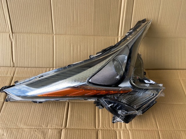 50系 プリウス 前期 右 LED ヘッドライト綺麗 KOITO 47-75 ZVW50/ZVW51/ZVW55 【TM1990 X】