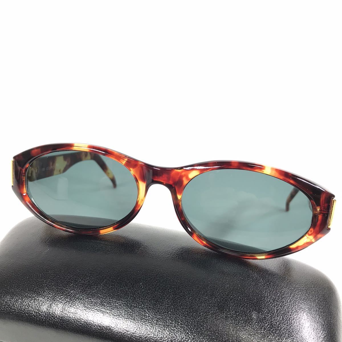 グッチ GUCCI サングラス ロゴ金具 オーバル 135 GG 2411/S 9CC 55□20 