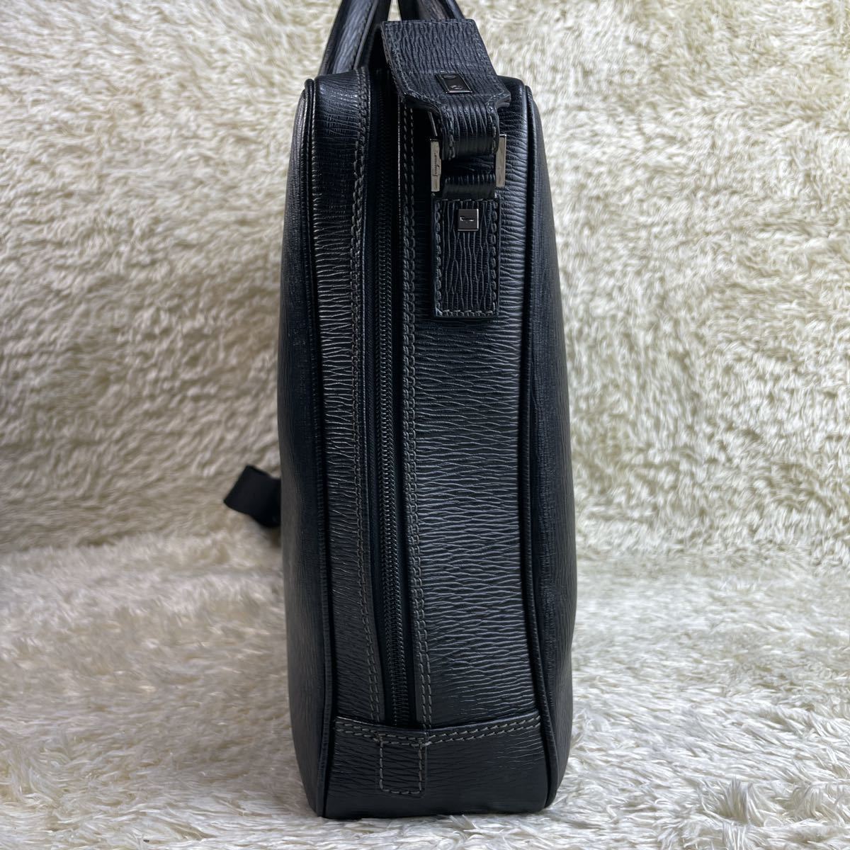 1円□未使用級□幻の逸品□超希少デザイン□Ferragamo
