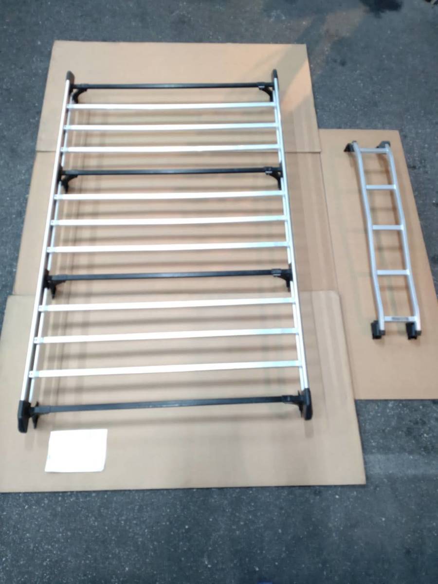 200系 ハイエース THULE ルーフキャリア 中古 はしご付き 引取希望 