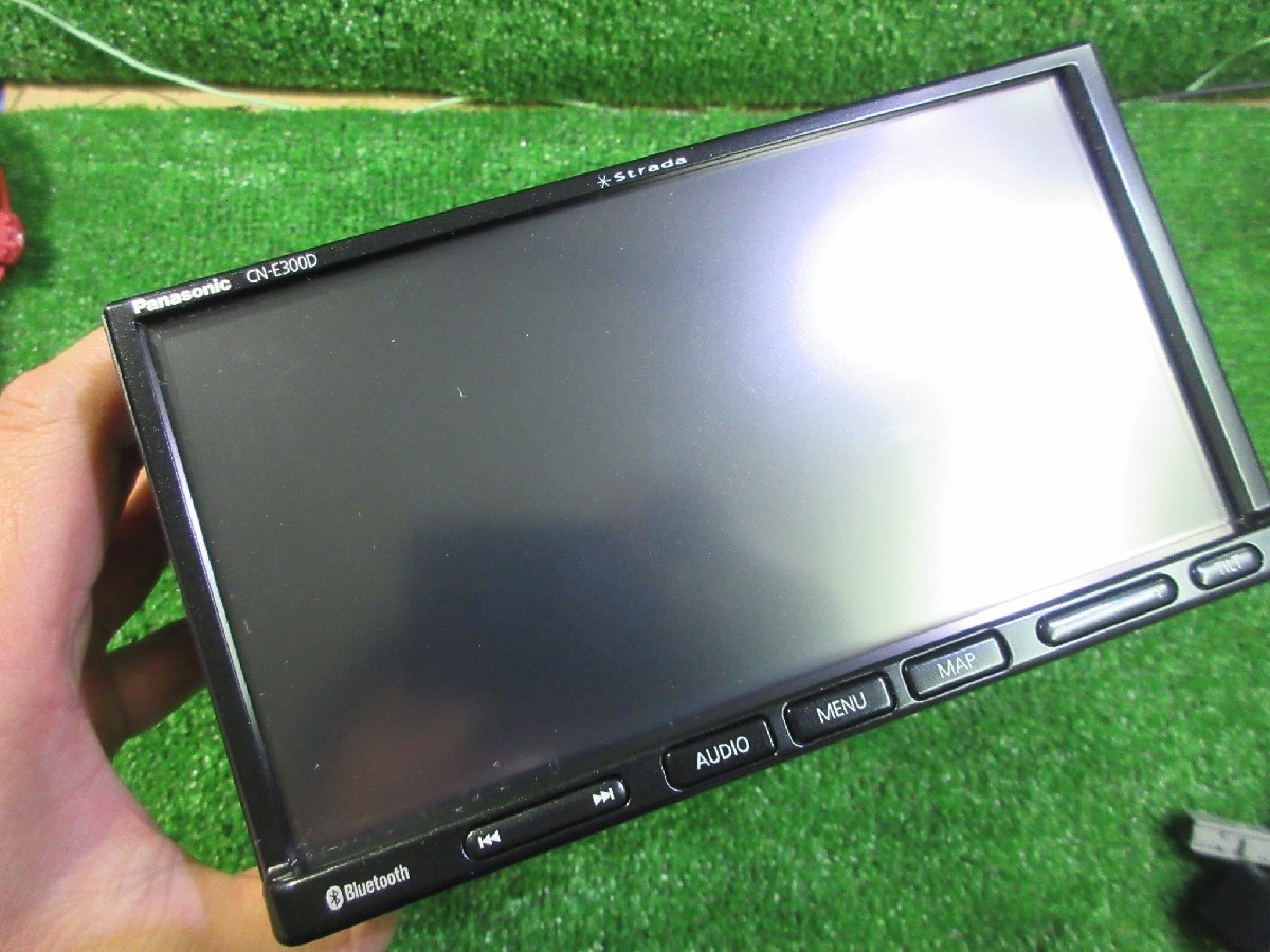 パナソニック Strada CN-E300D メモリーナビ CD/Bluetoothオーディオ