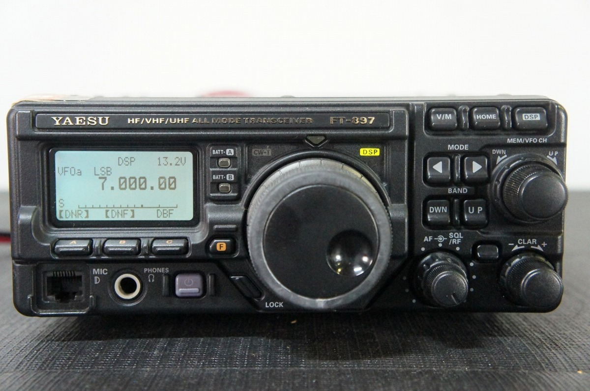 ヤエス FT-897 HF/VHF/UHF オールモード トランシーバー