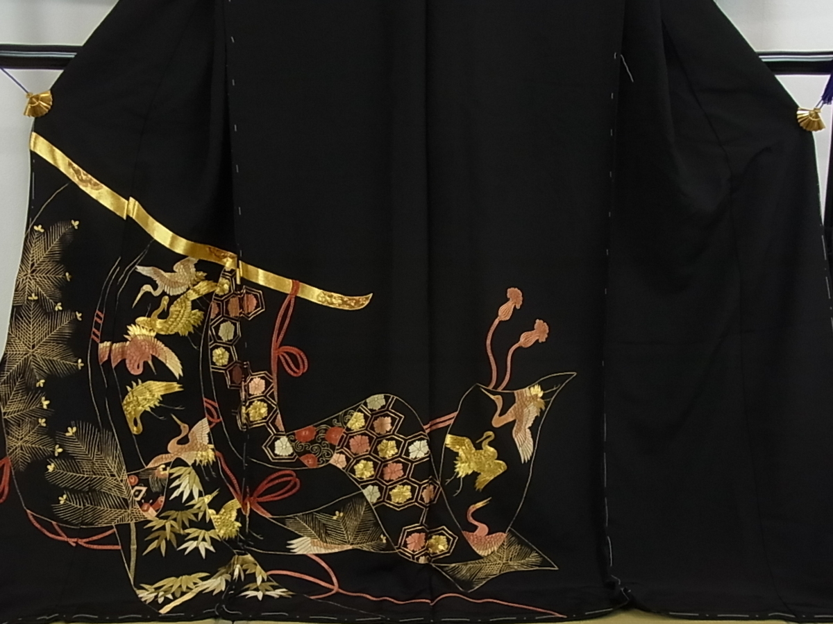 花美人着物□豪華黒留袖 駒刺繍 総刺繍 几帳飛鶴吉祥花文 金糸 仮絵羽