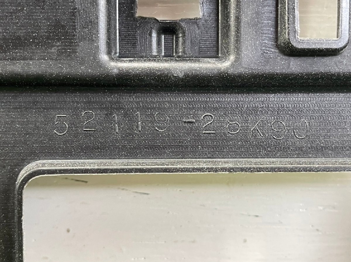 ヴォクシー エスクァイア ノア ZRR80 ZWR80 リアゲート 80系 ステアリング R ZWR80》バックドア ノア《ZRR80 | 80系ノア・ヴォクシー・エスクァイアの特徴・前期&frasl;後期の違い・基本 ZRR85W&frasl;ZRR85G ZWR80W ノア型式：DBA-ZRR80G（トヨタ）のクルマカタログ｜中古車の