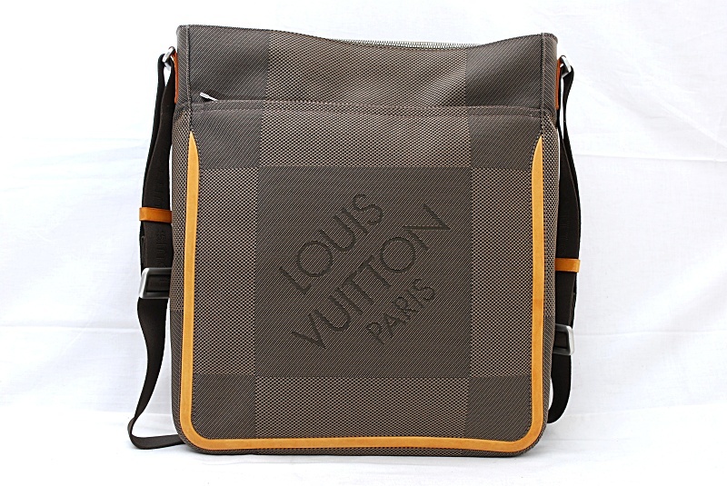 ☆極美品☆ ルイヴィトン Louis Vuitton ダミエジェアン コンパニョン  