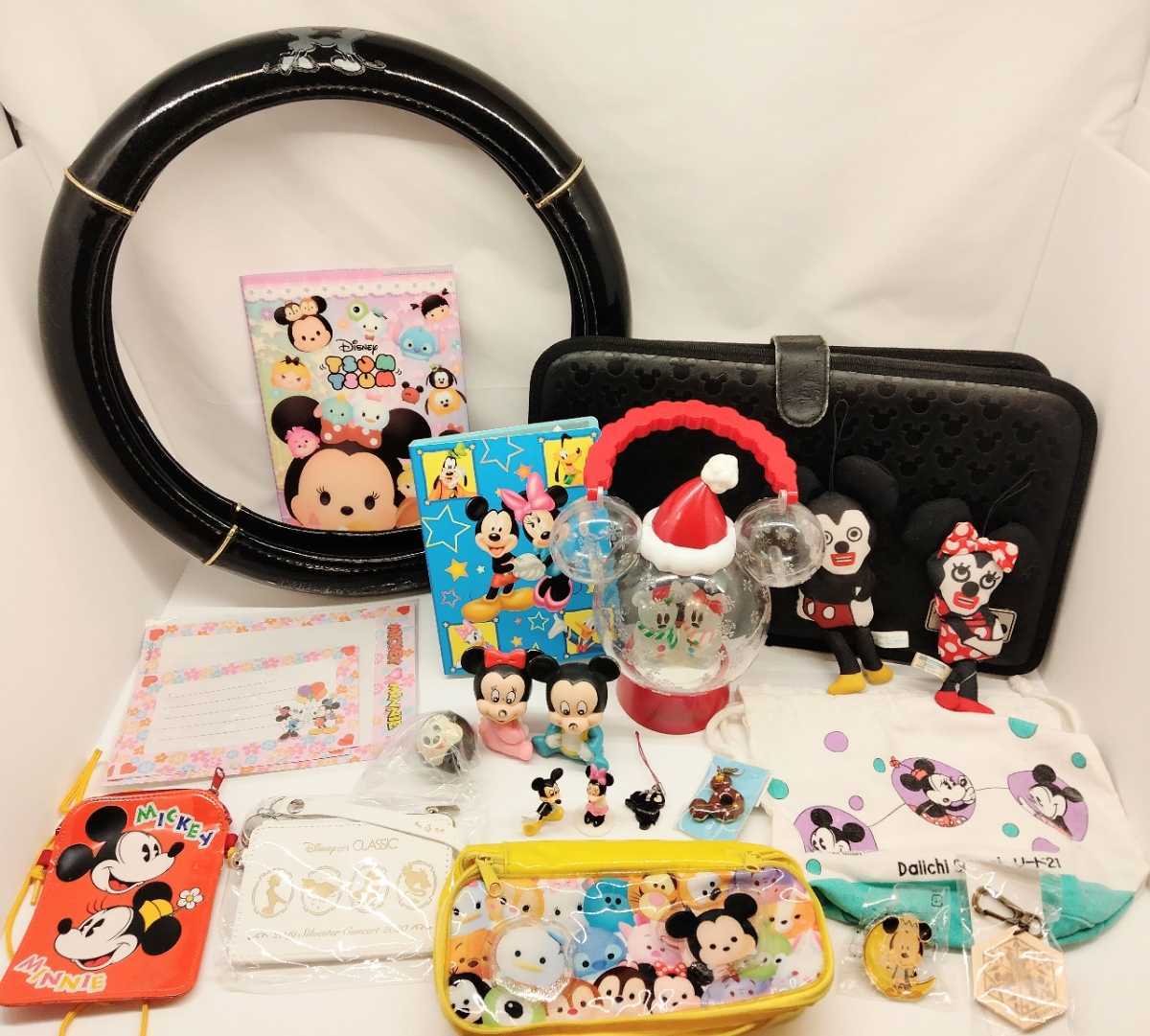 大量 ディズニー ミッキー ミニー クリスマス ライト ハンドルカバー アルバム パスケース ピンバッジ ペンケース マスコット２０点セット ディズニー 売買されたオークション情報 Yahooの商品情報をアーカイブ公開 オークファン Aucfan Com