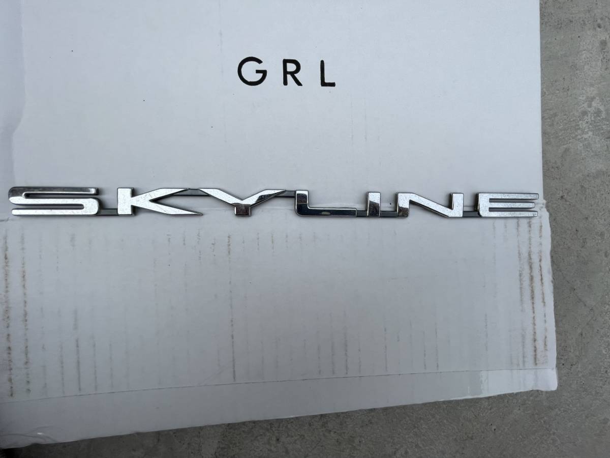 R32 スカイライン 4ドア エンブレム 中古品(日産、インフィニティ 