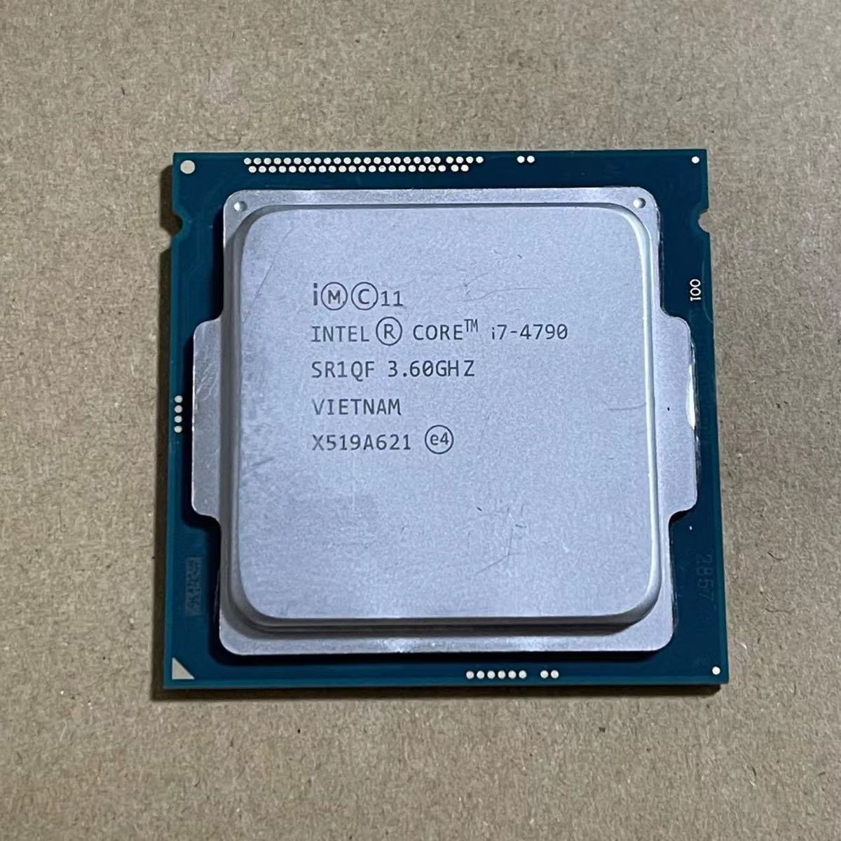 Intel Core i7-10700(LGA1200,2.9GHz,8コア16スレッド,TDP65W)☆
