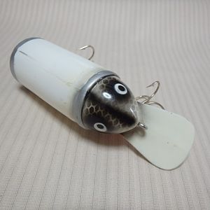 特売 やっぱりコレ オールド ヘドン ビッグバド ルアー 箱入 Old Heddon Bigbud 柔らかい Apizaco Gob Mx