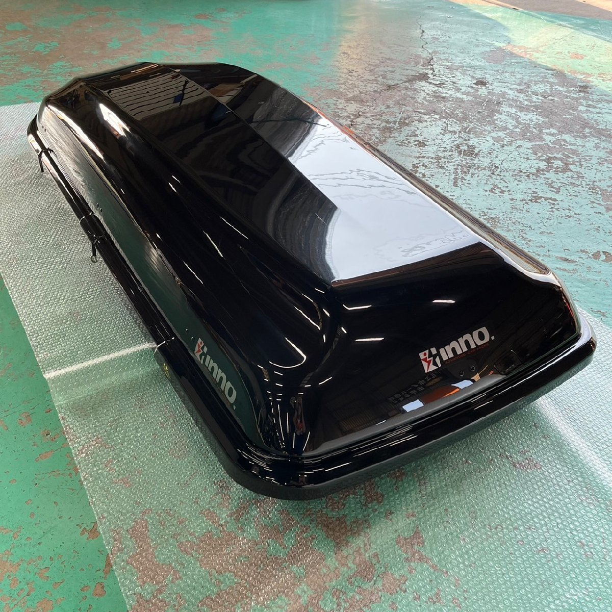 良品 INNO ルーフボックス 33 BRQ33 イノー 300L 大容量 店頭引取大  