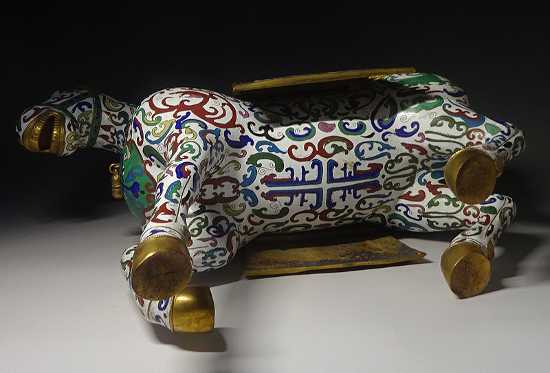 緑屋i□ 中国古玩 胎銅七宝 特大 馬 置物 香炉 饕餮紋 高約44cm 唐物