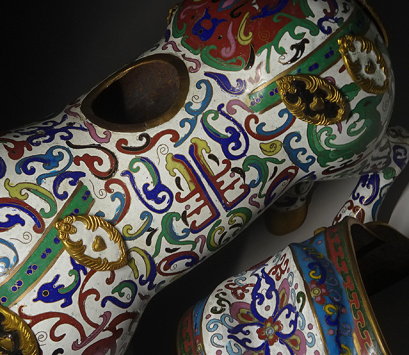 緑屋i□ 中国古玩 胎銅七宝 特大 馬 置物 香炉 饕餮紋 高約44cm 唐物