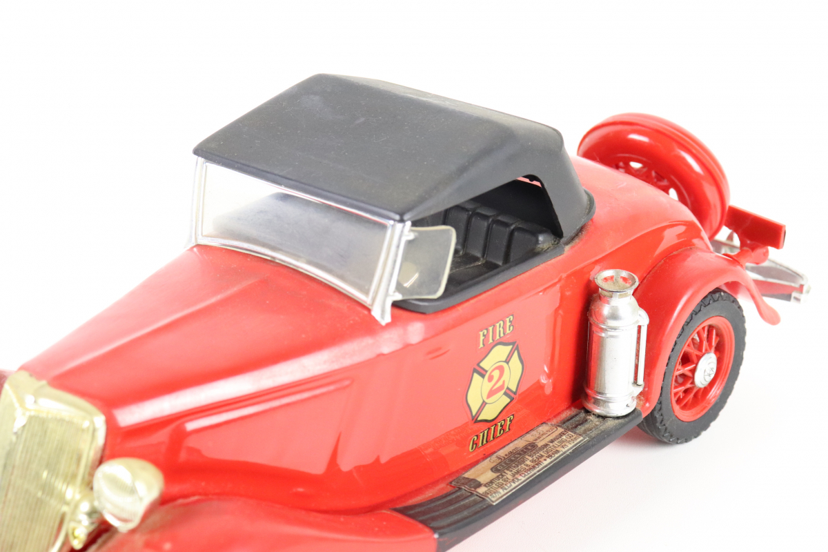 JIM BEAM FIRE CHIEF ジムビーム クラシックカーボトル ウイスキー 空 