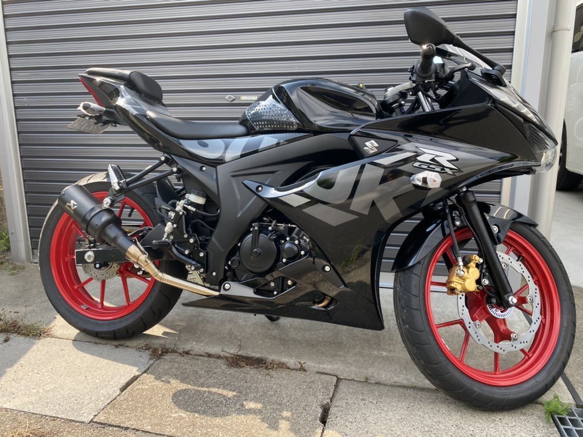 スズキ　GSX-R125 フルエキマフラー　アクラ風 GSX-R125 マフラー アクラポビッチ風 サイレンサー付き 美品(マフラー