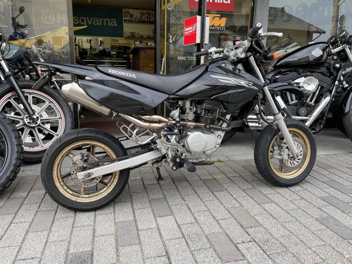 XR100 モタード 武川パーツ多数!ケイヒンCRキャブ、タケガワフル  