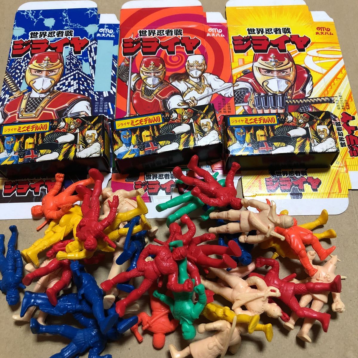 戦隊ヒーロー 消しゴム フィギュア 3体セット 昭和レトロ 特撮 戦隊 メタルヒーロー 丸大ハム 食玩 世界忍者戦