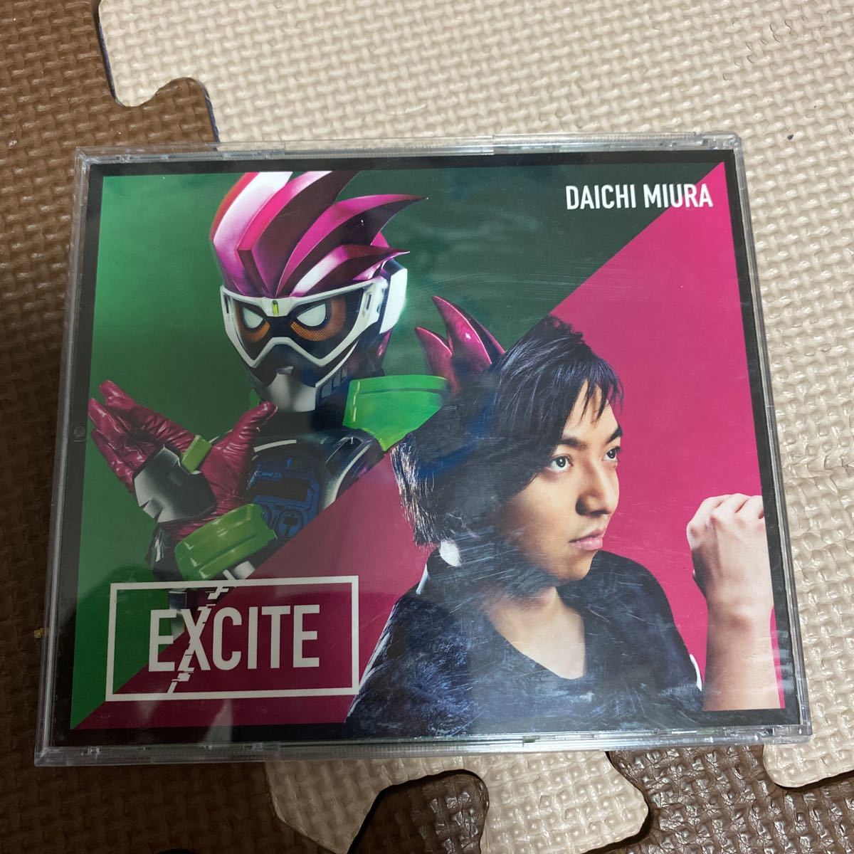 仮面ライダーエグゼイド Dxマイティアクションx ガシャット テーマソングver Excite 三浦大知 仮面ライダー 売買されたオークション情報 Yahooの商品情報をアーカイブ公開 オークファン Aucfan Com