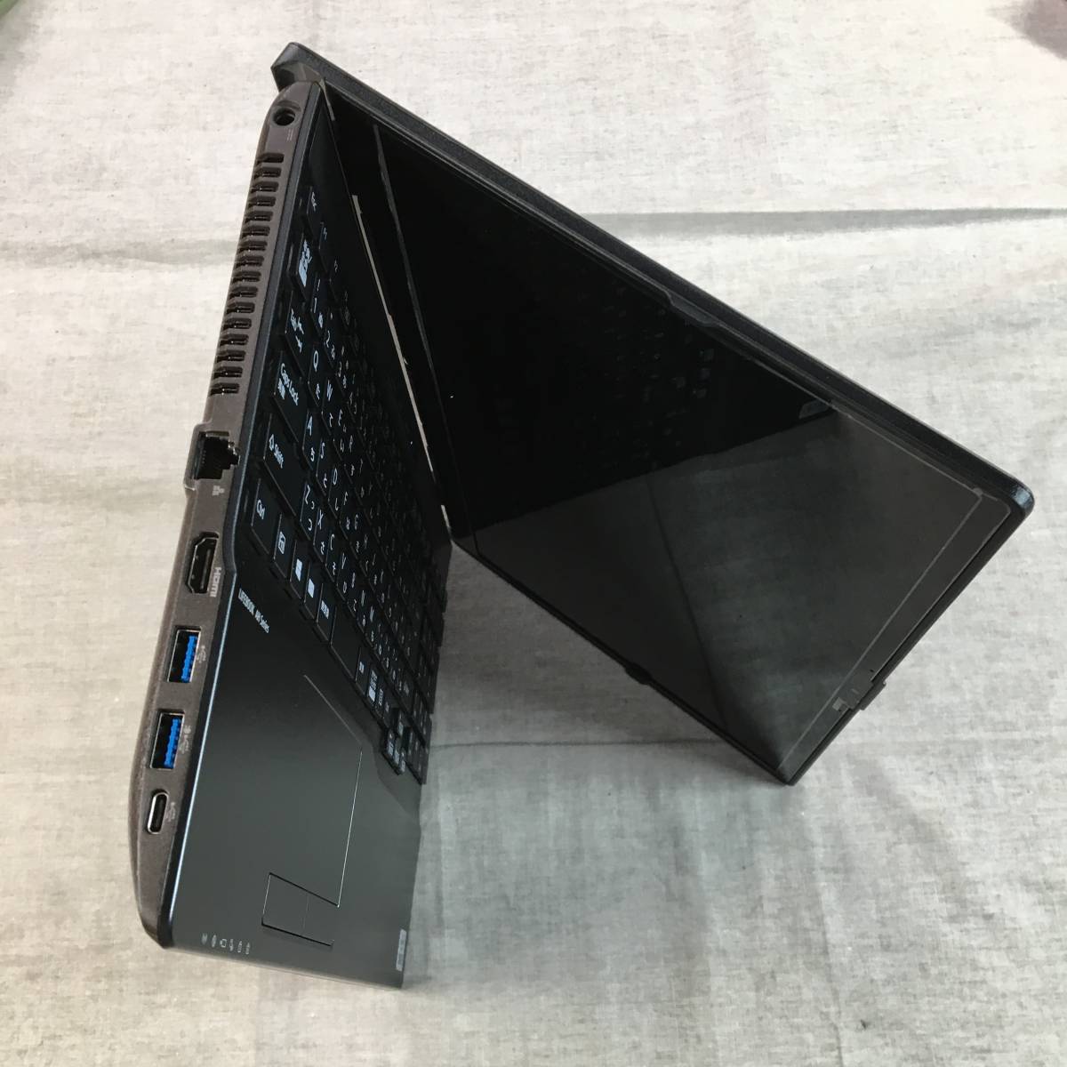 現状品 富士通 ノートパソコン FMV LIFEBOOK WA1/F3 (Win 11/15.6型 