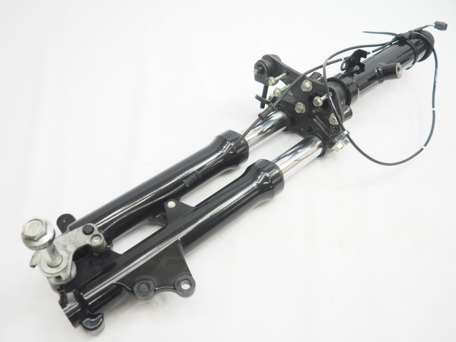 ヤマハ トリシティ 155 SG37J 純正 フロントフォーク 左右オイル漏れ ヤマハ トリシティ 155 SG37J 純正 フロントフォーク 左右オイル漏れ