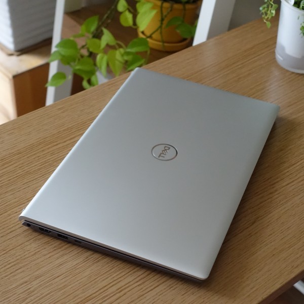 ☆DELL Inspiron 16 (5625) Ryzen5 5625U(Core i9 9880H、Ryzen 7