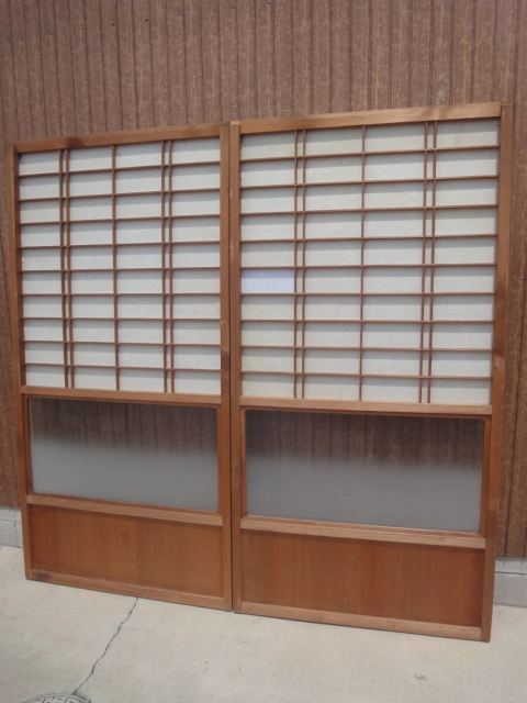 Q-656 昭和レトロ 時代 ビンテージ建具 ガラス 障子 引き戸 2枚組 古 