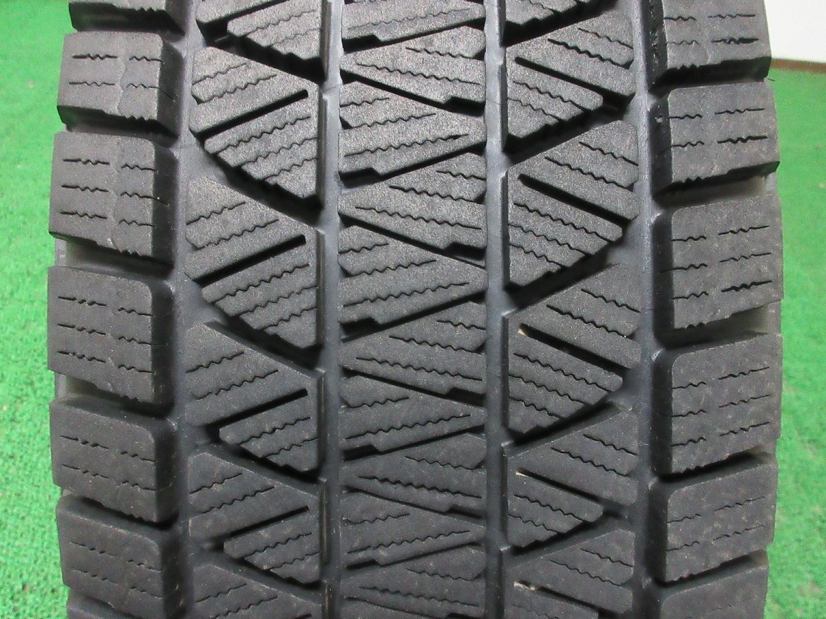 C481【送料無料 SALE品】215/70R16 超溝高 ブリヂストン スタッドレス ★最新★ DM V3 ♪ 19年製 4本 激安 デリカ D:5 アウトランダー 等に 215&frasl;70R16 100Q 0 WZ-1 価格比較 215／70r16
