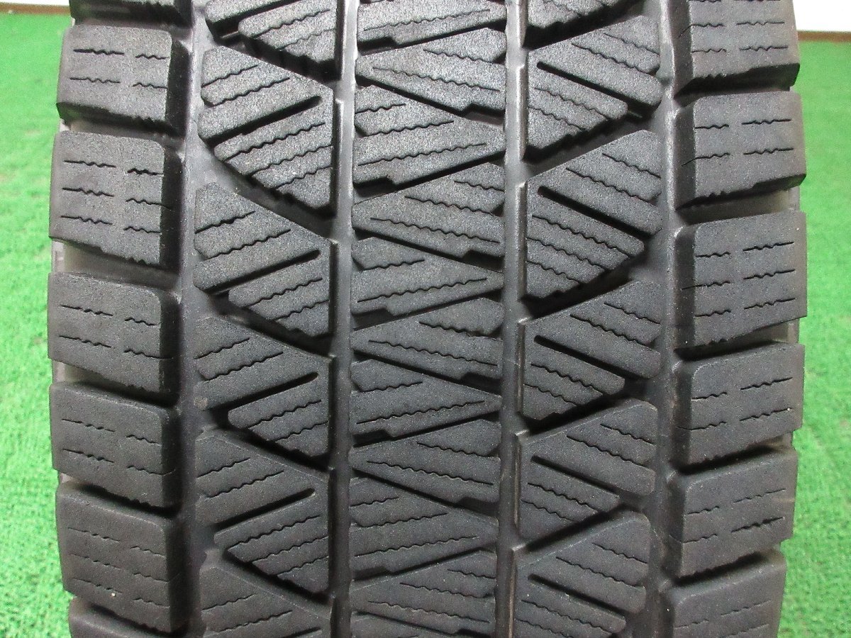 C481【送料無料 SALE品】215/70R16 超溝高 ブリヂストン スタッドレス ★最新★ DM V3 ♪ 19年製 4本 激安 デリカ D:5 アウトランダー 等に 215&frasl;70R16 100Q 0 WZ-1 価格比較 215／70r16