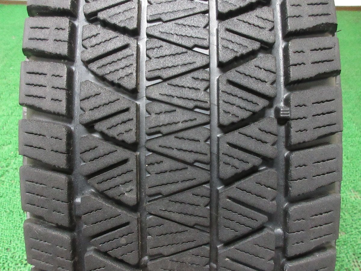 C481【送料無料 SALE品】215/70R16 超溝高 ブリヂストン スタッドレス ★最新★ DM V3 ♪ 19年製 4本 激安 デリカ D:5 アウトランダー 等に 215&frasl;70R16 100Q 0 WZ-1 価格比較 215／70r16