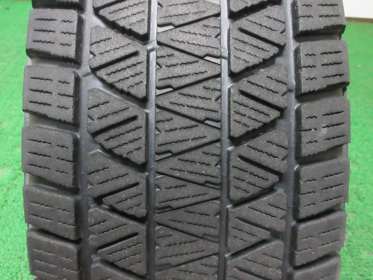 C481【送料無料 SALE品】215/70R16 超溝高 ブリヂストン スタッドレス ★最新★ DM V3 ♪ 19年製 4本 激安 デリカ D:5 アウトランダー 等に 215&frasl;70R16 100Q 0 WZ-1 価格比較 215／70r16