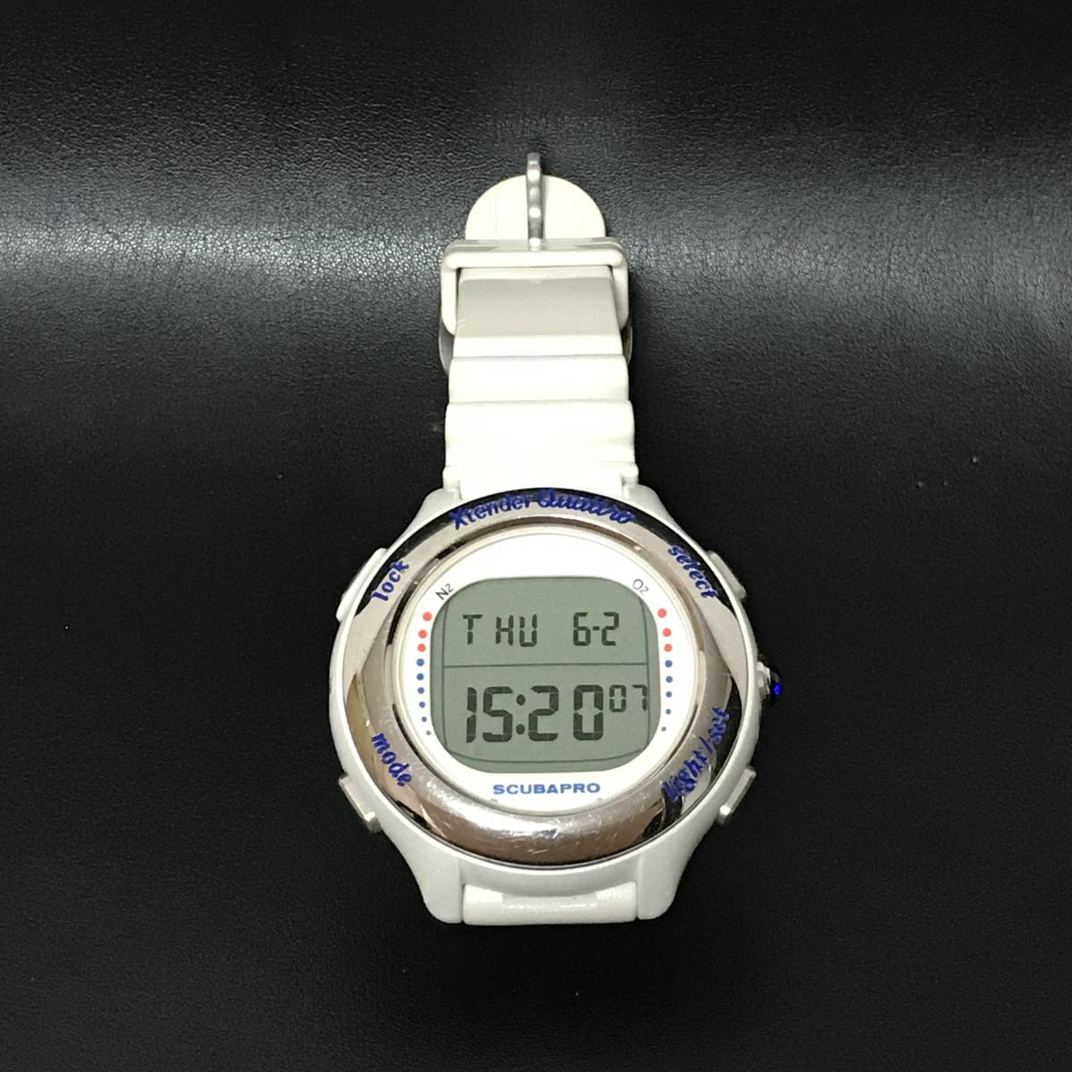 時計 SCUBAPRO DW40-4A10 Quattro Xtender SCUBAPRO DW40-4A10 - Scubapro Dive Computer Lot