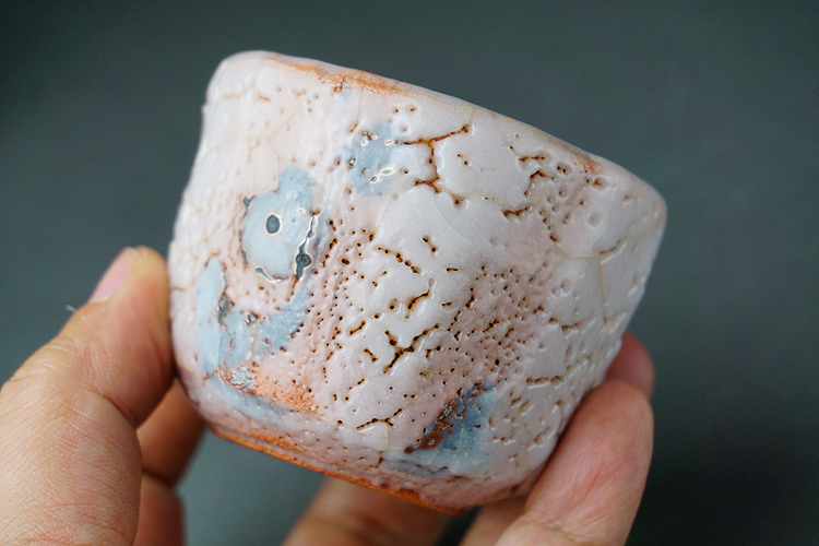 人間国宝 加藤孝造 志野ぐい呑み 共箱 ほぼ未使用良品